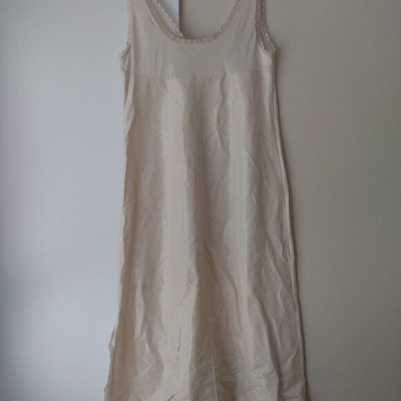 Vintage Full Slip 38" Bust 43" Hip Retro Undergarment Lingerie Plain Minimalist - Picture 10 of 13